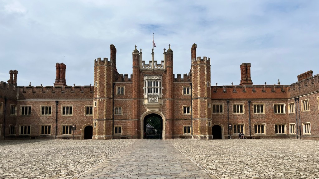 王權與婚姻──漢普頓宮的愛恨情仇(中)